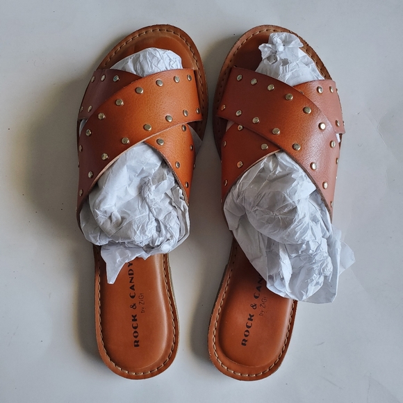 Rock & Candy by ZiGi Women's Cute Studded Sandals Flats Size, Brown, 8.5 - Picture 2 of 6